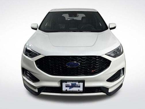 Star White Metallic Tri-Coat 2022 Ford Edge ST