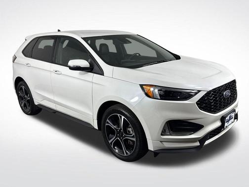 Star White Metallic Tri-Coat 2022 Ford Edge ST