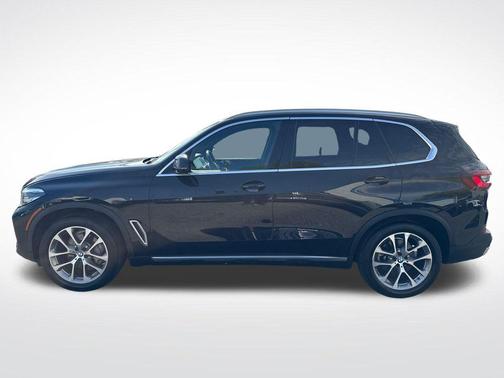 Black Sapphire Metallic 2022 BMW X5 xDrive40i