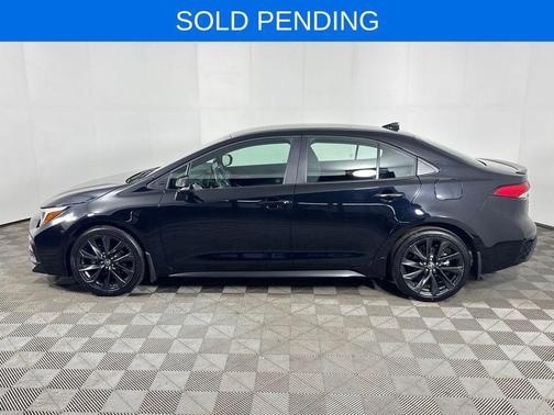 Midnight Black Metallic 2023 Toyota Corolla SE