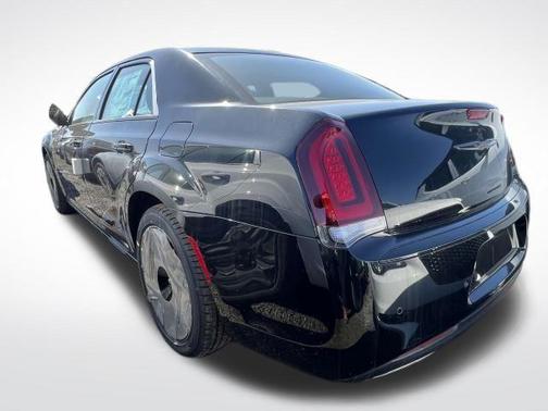 2023 Chrysler 300 S