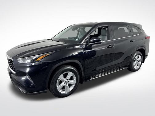 2022 Toyota Highlander L