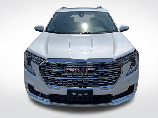 White Frost Tricoat 2023 GMC Terrain Denali