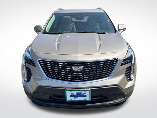 Latte Metallic 2023 Cadillac XT4 Luxury