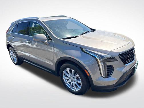 Latte Metallic 2023 Cadillac XT4 Luxury