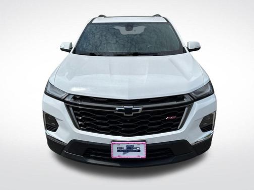 Summit White 2023 Chevrolet Traverse RS