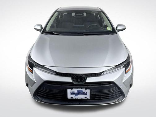 Classic Silver Metallic 2023 Toyota Corolla LE