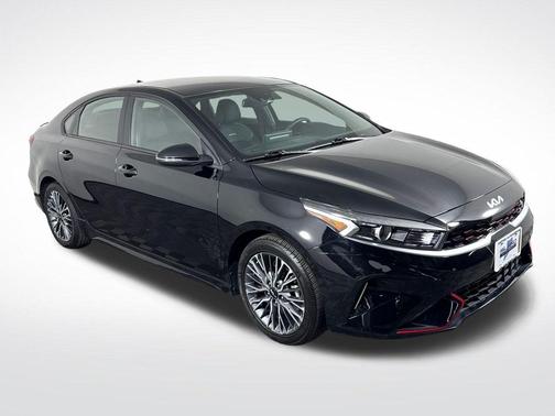 Aurora Black 2023 Kia Forte GT-Line