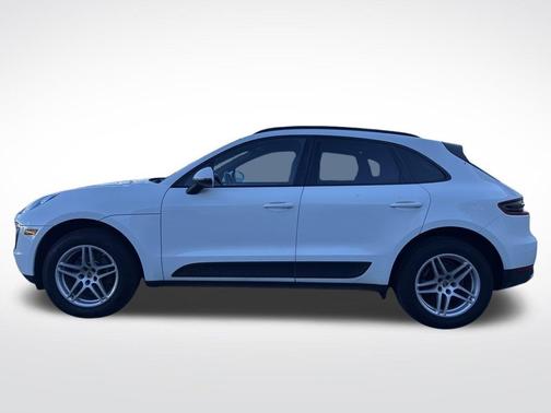 2017 Porsche Macan Base