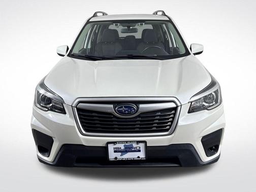 Crystal White Pearl 2020 Subaru Forester Premium