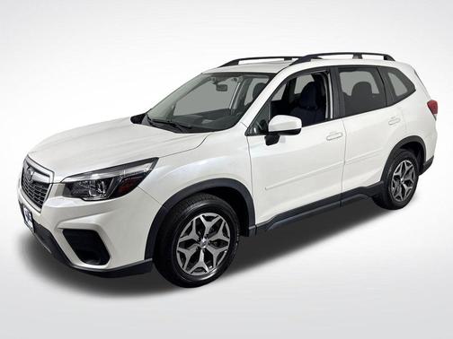 Crystal White Pearl 2020 Subaru Forester Premium