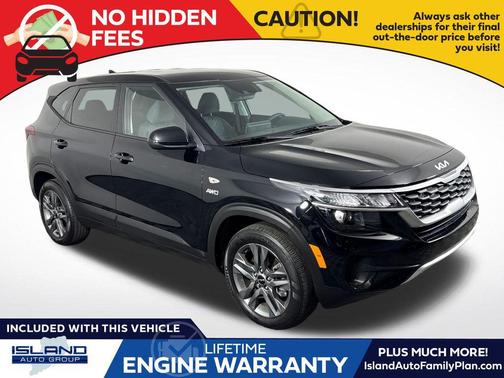 Cherry Black 2023 Kia Seltos LX