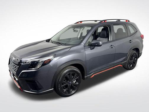 Magnetite Gray Metallic 2024 Subaru Forester Sport