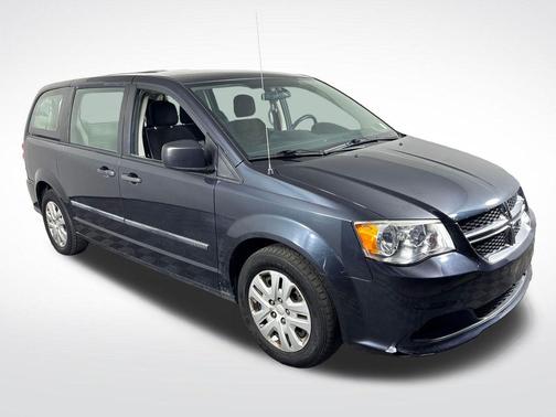 Maximum Steel Metallic Clearcoat 2014 Dodge Grand Caravan AVP/SE