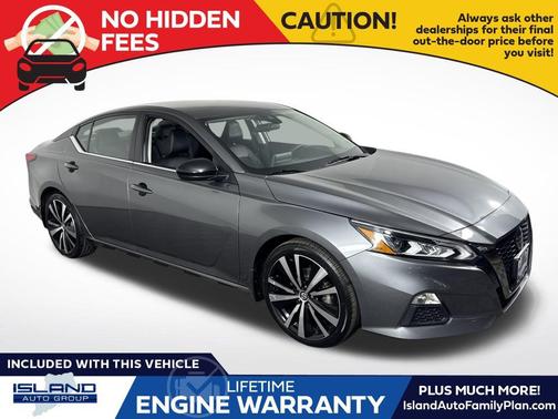 2022 Nissan Altima SR FWD