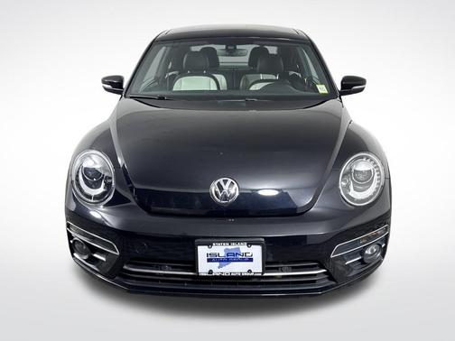 2018 Volkswagen Beetle 2.0T SE
