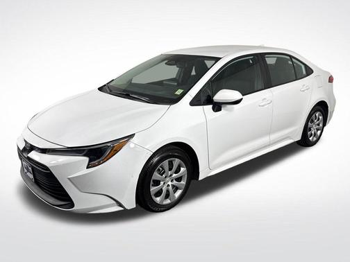 Ice Cap 2023 Toyota Corolla LE