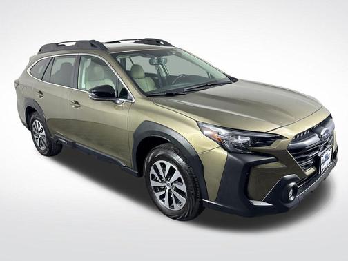 Autumn Green Metallic 2025 Subaru Outback Premium
