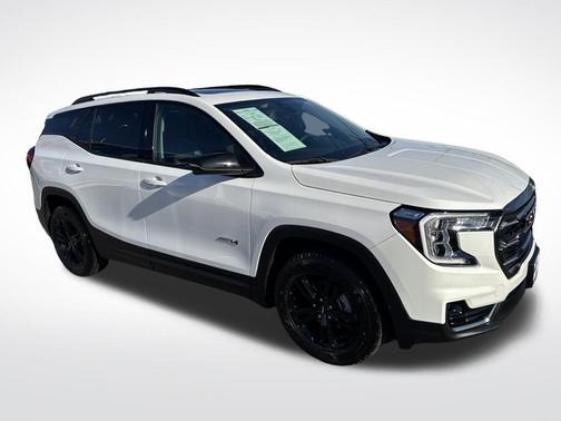 2023 GMC Terrain AWD AT4