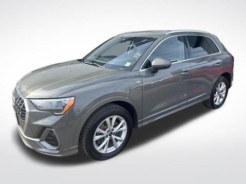 2021 Audi Q3 45 S line Premium