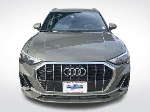 2021 Audi Q3 45 S line Premium