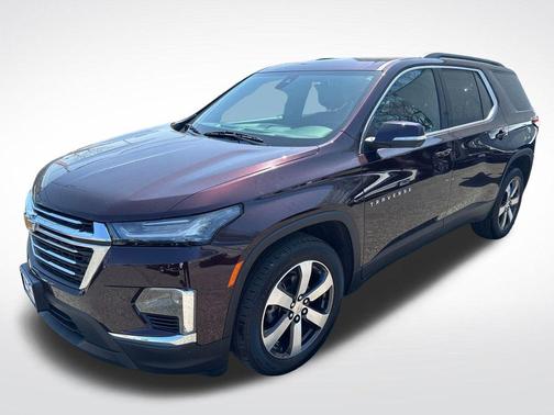 Black Cherry Metallic 2023 Chevrolet Traverse LT Leather