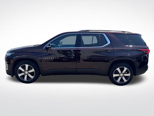 Black Cherry Metallic 2023 Chevrolet Traverse LT Leather