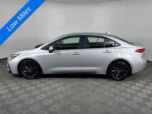 Classic Silver Metallic 2023 Toyota Corolla SE