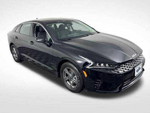 Ebony Black 2024 Kia K5 LXS