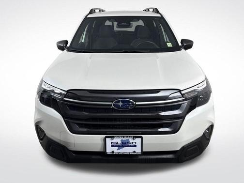 Crystal White Pearl 2025 Subaru Forester Premium
