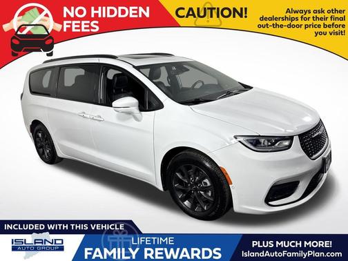 2021 Chrysler Pacifica Touring L