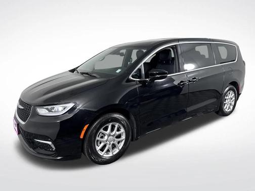 2025 Chrysler Pacifica L