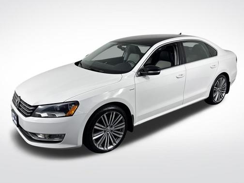 2015 Volkswagen Passat 1.8T Auto Sport