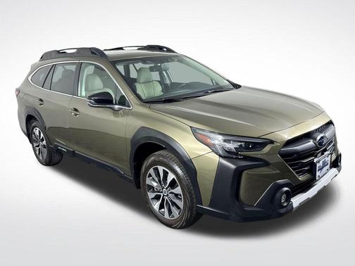 Autumn Green Metallic 2023 Subaru Outback Limited