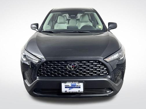 Jet Black 2024 Toyota Corolla Cross L