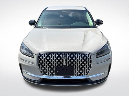 Ceramic Pearl Metallic Tinted Clearcoat 2023 Lincoln Corsair Standard