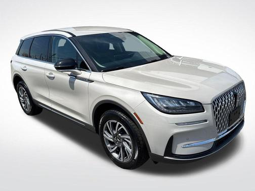 Ceramic Pearl Metallic Tinted Clearcoat 2023 Lincoln Corsair Standard