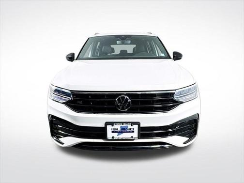 2022 Volkswagen Tiguan 2.0T SE R-Line Black 4MOTION