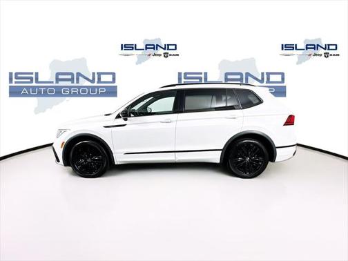 2022 Volkswagen Tiguan 2.0T SE R-Line Black 4MOTION