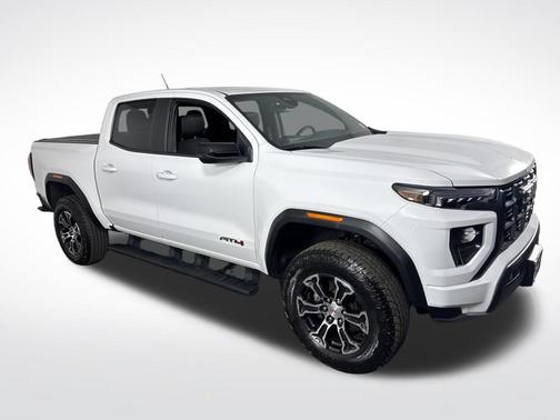 2023 GMC Canyon AT4
