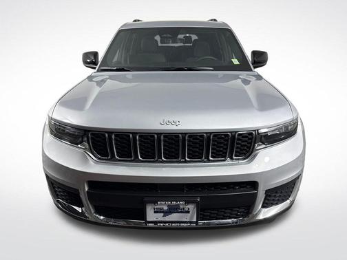 Silver Zynith 2025 Jeep Grand Cherokee L Laredo