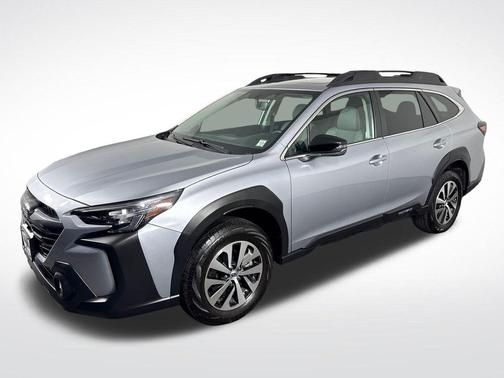 Ice Silver Metallic 2025 Subaru Outback Premium