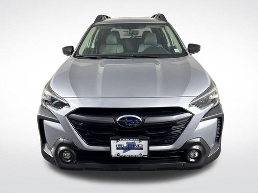 Ice Silver Metallic 2025 Subaru Outback Premium