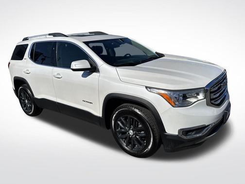 White Frost Tricoat 2018 GMC Acadia SLT-1
