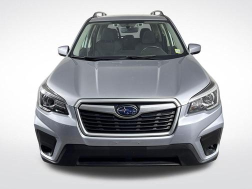 Ice Silver Metallic 2019 Subaru Forester Premium
