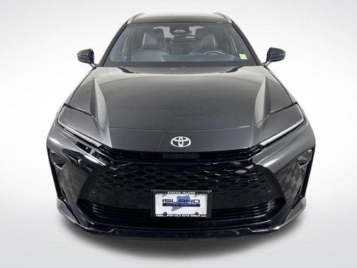 Black 2025 Toyota Crown Signia XLE
