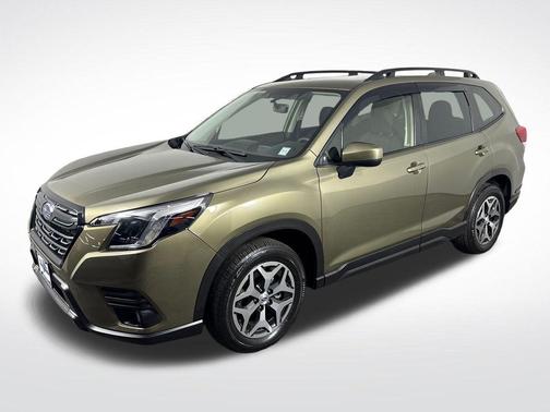 Autumn Green Metallic 2023 Subaru Forester Premium