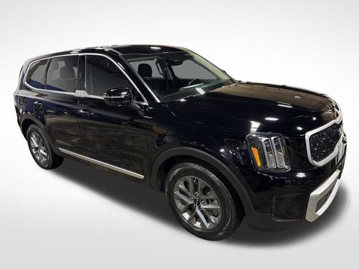 2023 Kia Telluride LX