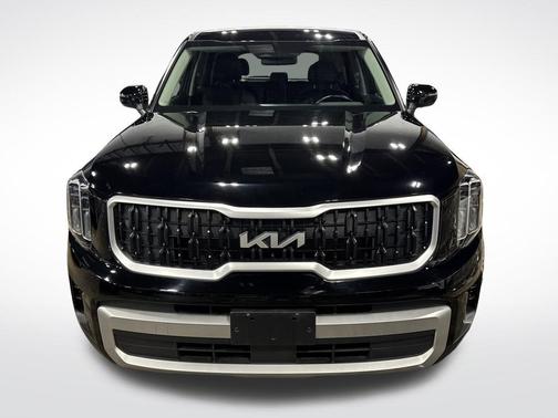 2023 Kia Telluride LX