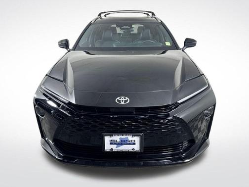 Black 2025 Toyota Crown Signia LIMITED